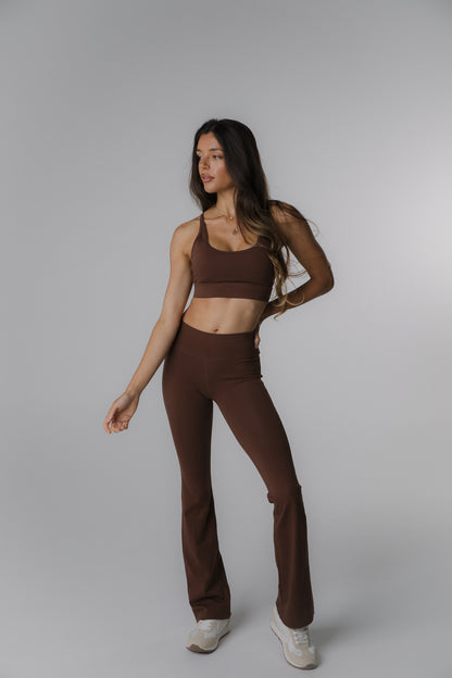 Essential Flared Leggins