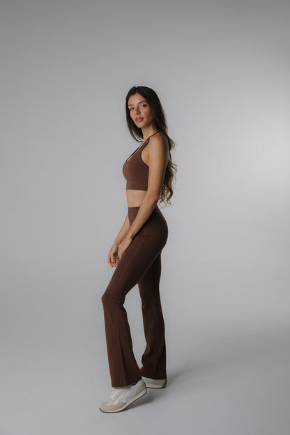 Essential Flared Leggins