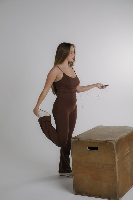 Essential Flared Leggins